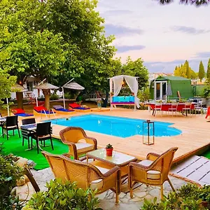 Mursel Garden Проживание в семье
