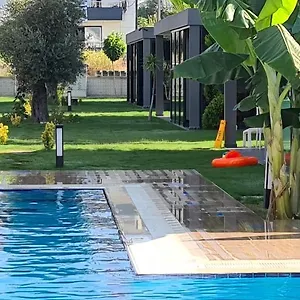 Villa Traumvilla In, Kusadası