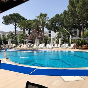 Opus Kusadası